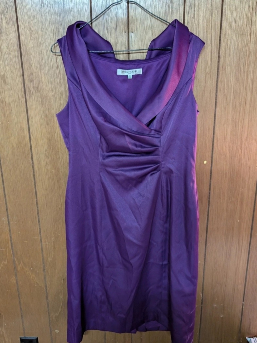 Evan Picone Purple Satin Sleeveless Sheath Dress